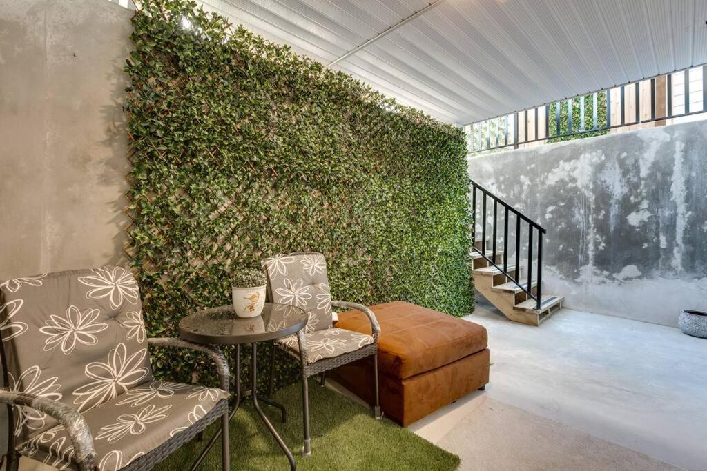 Guest Suite In South סארי מראה חיצוני תמונה