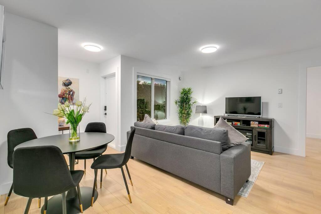 Guest Suite In South סארי מראה חיצוני תמונה